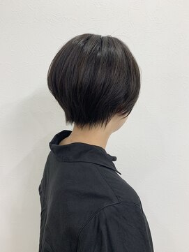 リープ(leap hair) 前下がり丸みショート