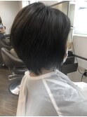 手櫛で作る丸みショートボブ