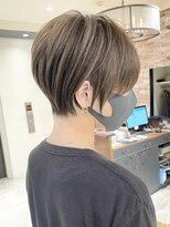 バンプ ギンザ(BUMP GINZA)&nbsp;《30代40代》白髪ぼかしハイライト×前下がりボブ【イケダ】