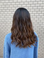 リア(Lia by KENJE)&nbsp;レイヤーロング　透明感のある秋カラー！