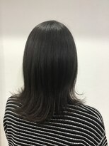 アリー(Ari-) クビレ外ハネ