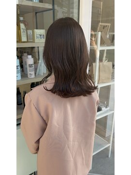 ヘアデザイン ソラ(Sola) 外ハネ/ナチュラルくびれヘア×ツヤ感マロンベージュ