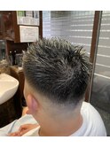 スパイキースキンフェードメッシュスタイル　新橋　理容室　床屋