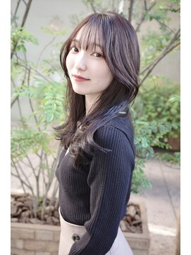 オグジュアリー 表参道(aux.) ふわっとくびれナチュラルヘア