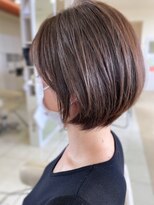 シー(See.)&nbsp;少し長めのショートボブ