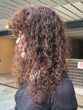 ナループロアオハナ(Nalu pu loa ohana) ハードパーマ/ロングパーマ/パーマ/スパイラルパーマ