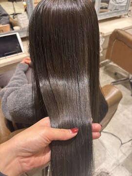 フレーム へアアンドトリートメント 天王寺北口店(FRAME) オリーブグレージュカラー