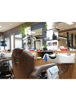 居心地の良い空間も◎カジュアル～ビジネススタイルまで幅広くお応えします♪お手頃価格でカッコよく！