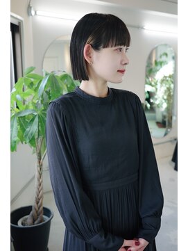 フェイヴィーズ(FavyS) フルバングインナーカラーアゴラインボブ