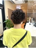 癖毛をいかしたショートパーマ！