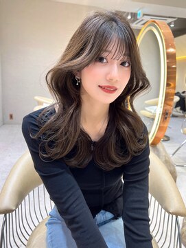 ロンド アンブル 四条烏丸(Lond ambre) 髪が主役♪トレンド感満点ヘア小顔見せが叶うくびれレイヤー