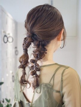ムーン バイ ケンジ(moon by KENJE) 【daichi】編みおろしヘアアレンジ/お呼ばれヘア