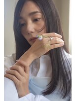 ココ 鷹匠(COCO) 黒髪ロングヘア