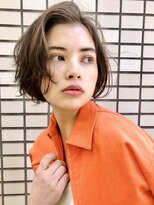 イメチェン/ホワイトブロンド/外ハネボブ/美髪/表参道/髪質改善