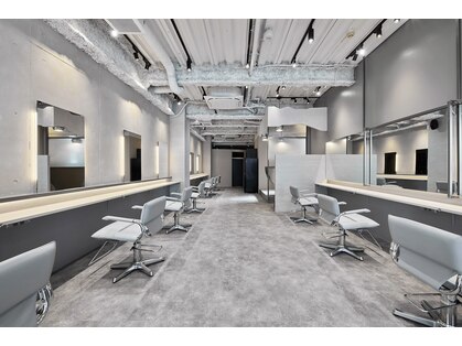 ラフィス ヘアーピュール 梅田茶屋町店(La fith hair pur)の写真