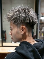 メッツ 原宿(METS)&nbsp;MEN'S/ハイライト×フェード×ツイスパ/短髪/アップバング