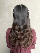 コトナ(kotona)&nbsp;【ねじりハーフツイン】ヘアアレンジタイトシニヨンカチモリ渋谷