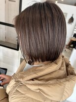 ヒュッゲプラス(hygge+) ショコラベージュ3Dカラー×艶ボブ