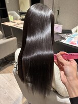 ユナイテッドビューティーウェストコースト(UNITED BEAUTY WEST COAST)&nbsp;【ビフォーアフターあり】髪質改善/艶髪ストレート
