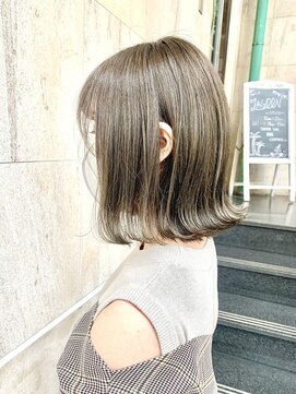 ラグーン 原宿 表参道(LAGOON) 外ハネボブ切りっぱなしボブミディアムオリーブグレージュ