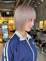 ヒビヲ 天神警固(HIBIO)&nbsp;切りっぱなしボブタッセルボブブリーチダブルカラーピンク