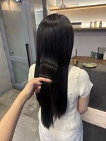カーメラ(CAMERA)&nbsp;透明感×艶髪フェイクブラック/ヤククルミ