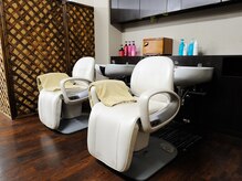 ヘアーサロン フェデルタ(Hair Salon Fedelta)の雰囲気（広々とした店内でゆったりと施術を受けて頂けます♪）