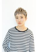 プラチナアッシュ　ベリーショート