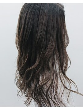 ヴィトゥレイ(Betray) Betray back ｓhot catalog