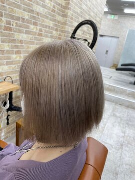 スキル 水戸(SKILL) ホワイトグレージュ 髪質改善