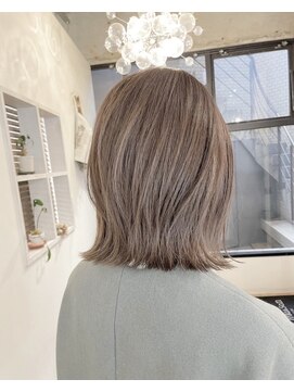 リアン(Lien) 切りっぱなしボブ☆ラベンダーアッシュ　HIROKI