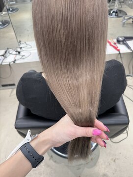 ペレ 栄店(PELE) カール/セミディ/シアーカラー/姫カット/栄/名駅