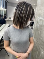 キング(K!ng)&nbsp;縮毛矯正髪質改善ハイライトレイヤーカット枚方美容室エクステ