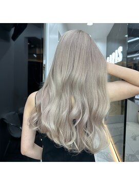 ラピス 渋谷本店(Lapis) ホワイトブロンド/ブリーチカラー/ハイトーン