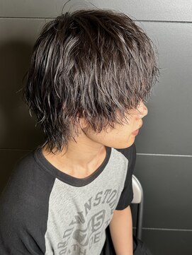 リオールバイニアウ(RE:ALL by Niau) メンズ中性ヘアウルフツイストパーマスパイラルパーマ縦落ち