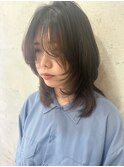 ミディアム×たっぷりレイヤーカット