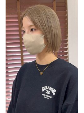 ジゼルアライ(gisele arai) やわらか透明感ベージュ