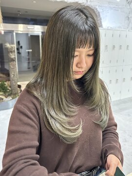 リベッタ(Ribetta) オリーブベージュ/オリーブカラー/高松/レイヤー/似合わせ