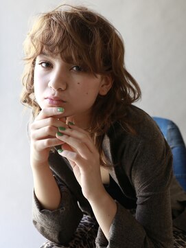 フリップビーアヴェダ(FLIP B AVEDA) マッシュウルフはパーマでイメチェン！