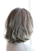 スモーキーアッシュ