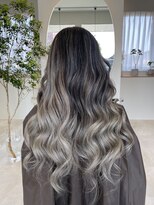 トナリ(tonari)&nbsp;バレイヤージュ　アッシュ