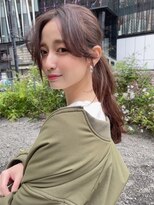 アイユー(ii+U)&nbsp;顔周りカット　おくれ毛　韓国風　ブラウンカラー