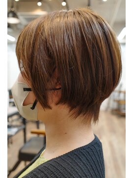 フラココ 神楽坂(hurakoko kagurazaka) 【担当：森口】丸みショート♪