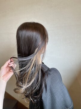 ココカラヘアー ニコ(cococara hair nico) インナーカラー/イヤリングカラー/ベージュ
