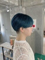 ラック(LUCK)&nbsp;ターコイズブルー/ブルーカラー/ショート/ケアブリーチ/船橋