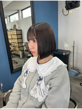 ヌーク(NUUK) 切りっぱなしボブ