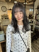 トレンチ(TRENCH)&nbsp;レイヤーカット　顔まわりカット　暗髪