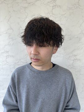 ウシワカマルエムティードット(USHIWAKAMARU MT.) かかりにくい方にもおすすめ波巻きパーマ