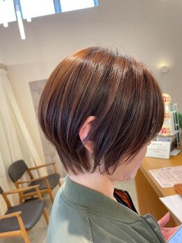 トルチュディジャンナ(Tortue de Janna)の写真/顔周りのカットで印象が変わる♪骨格・髪質・クセを見極め、あなたにぴったりの似合わせカットをご提案！