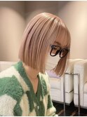 14165ブリーチ＆ダブルカラーミルクティーベージュブロンドボブ